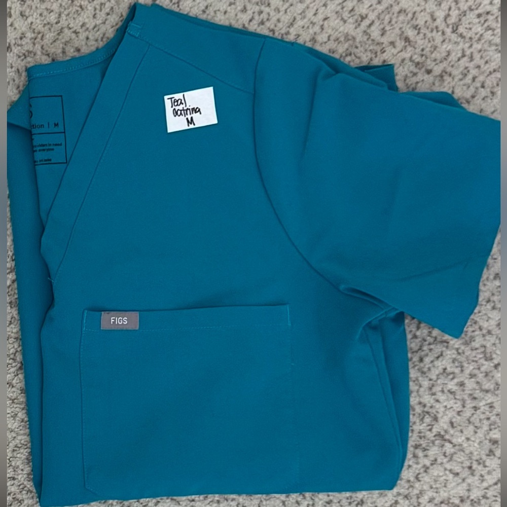 FIGS scrubs Teal blue color